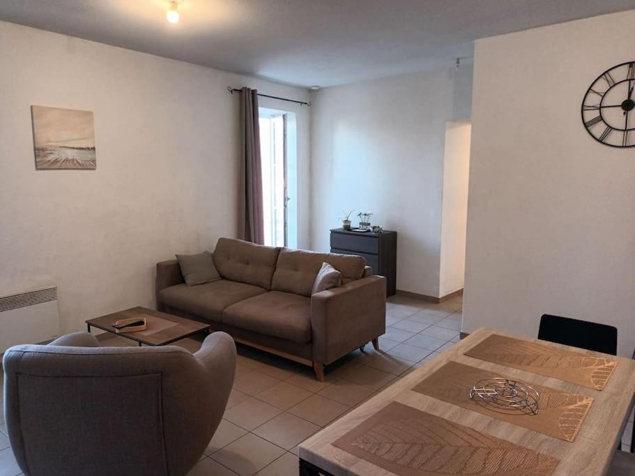 Appartement Duplex Nimes Centre المظهر الخارجي الصورة